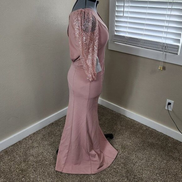 JS COLLECTIONS Beaded Illusion Sleeve Trumpet Gown In Blush NWT Size 4 - Picture 4 of 16